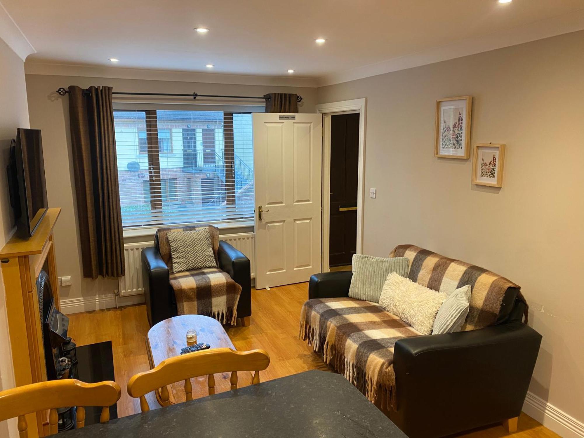 2 Bed Cosy Apartment In Heart Of Mullingar. Extérieur photo